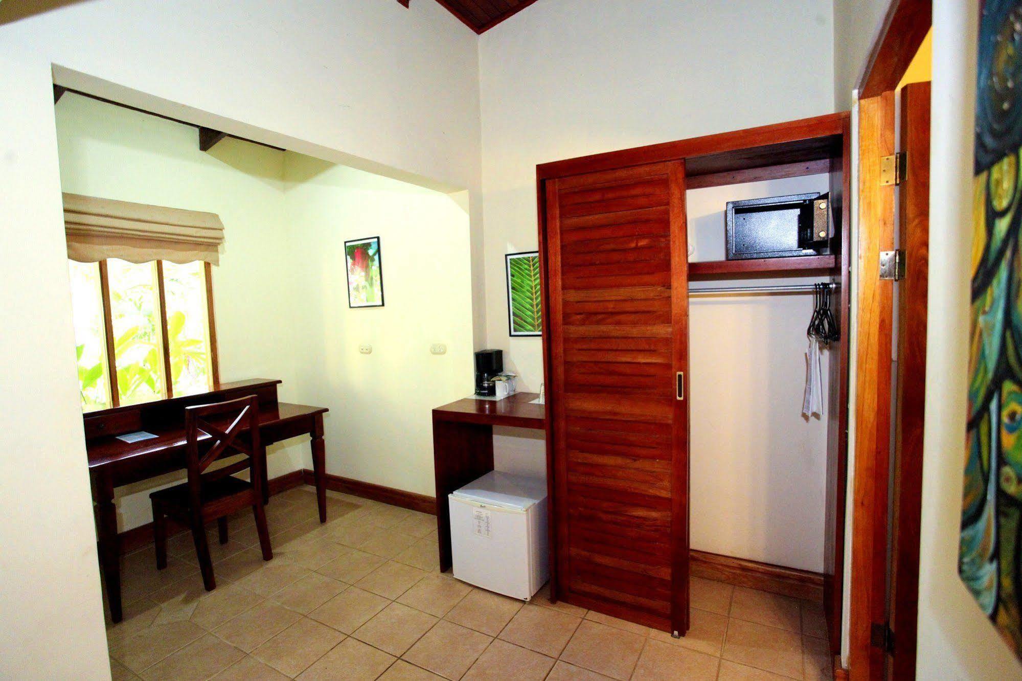 Jaco Hotel Docelunas Jacó Exterior foto