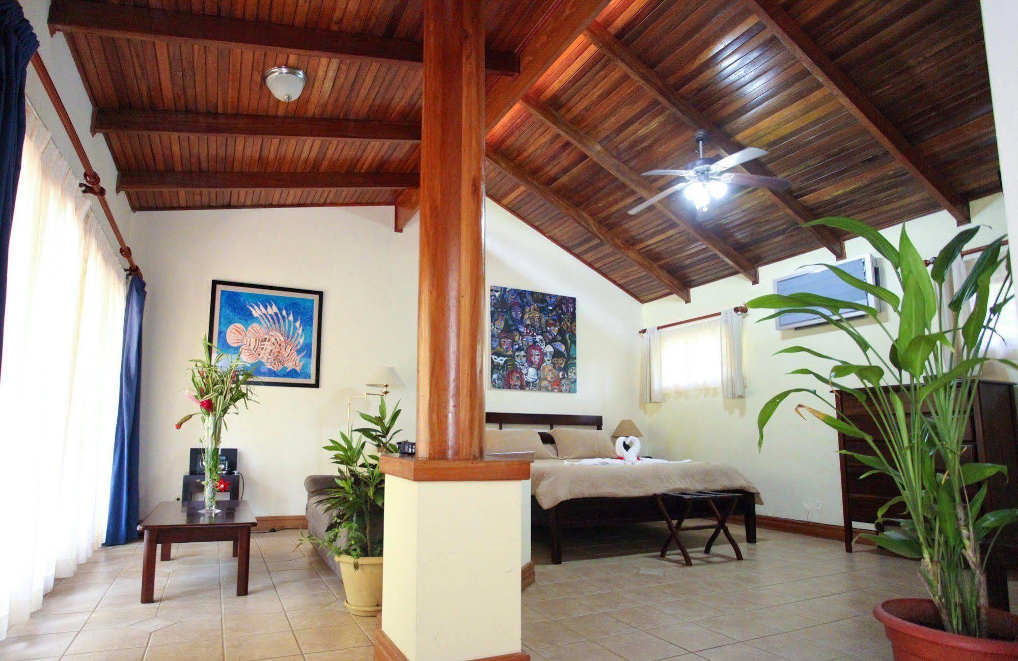 Jaco Hotel Docelunas Jacó Exterior foto